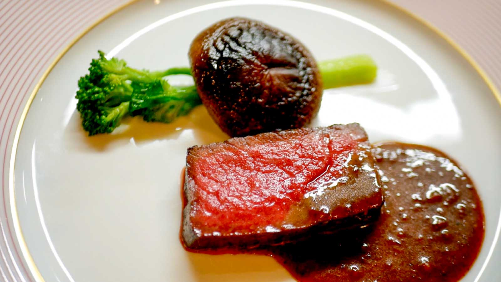 和牛もも肉のロースト